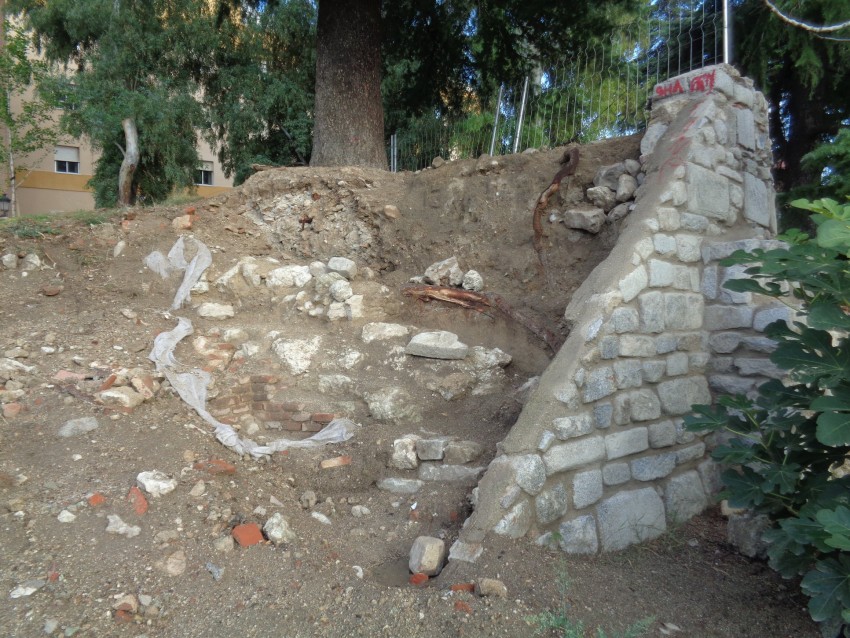 Restos muralla Jardín de Larra 12