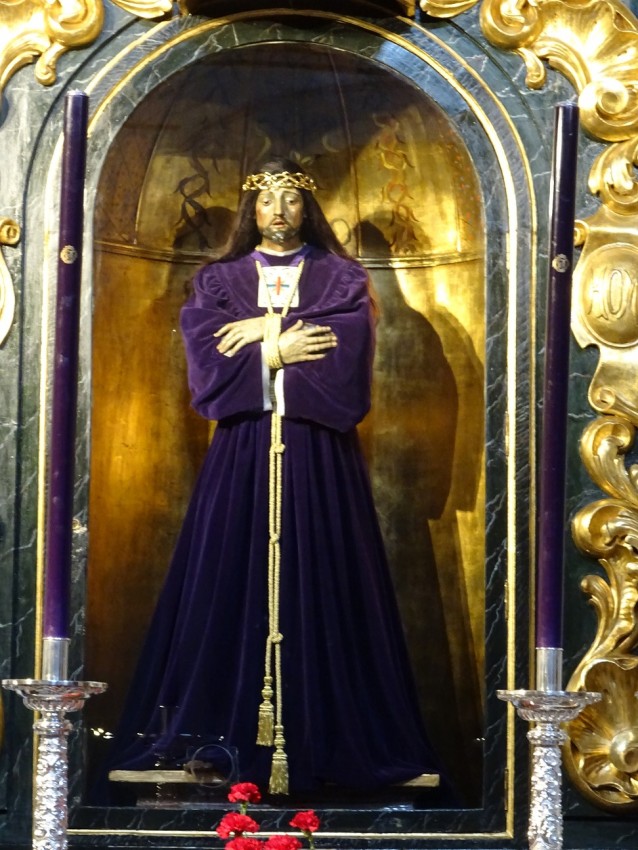 Foto 12: Imagen de Jesús Nazareno el Pobre, en su capilla habitual.